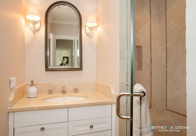 Villa à Terres Basses - Chateau des Palmiers