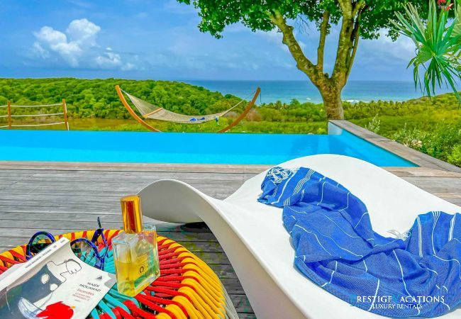 Villa à Sainte-Anne - Thalassa ***