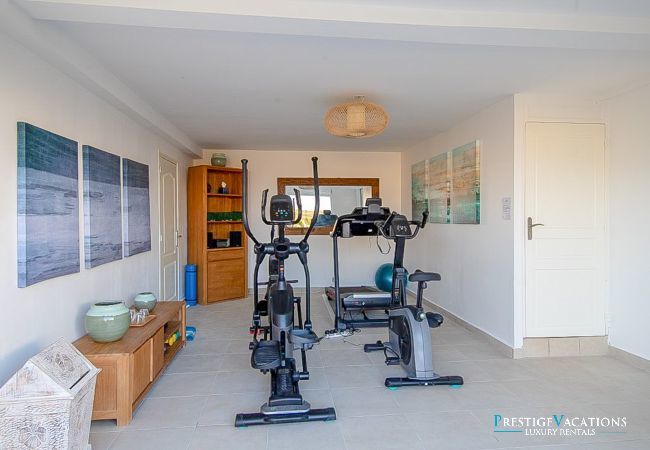 Villa à Sainte-Anne - Eleuthera*****