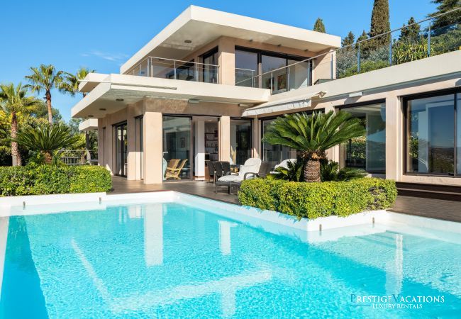 Villa à Cannes - 5 Seasons ****