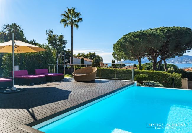 Villa à Cannes - 5 Seasons ****