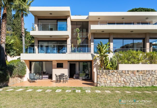 Villa à Cannes - 5 Seasons ****