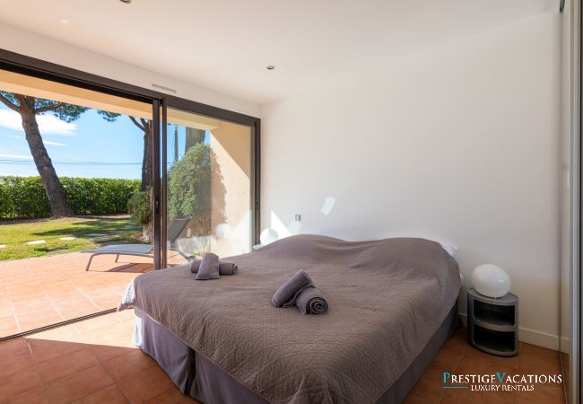 Villa à Cannes - 5 Seasons ****