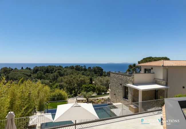 Villa à La Croix-Valmer - Victoire