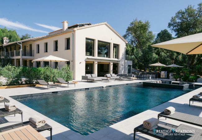 Villa à La Croix-Valmer - Reine