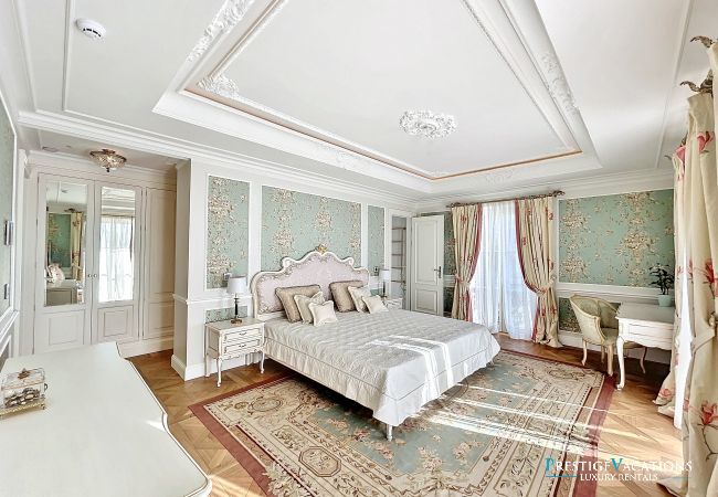 Villa à Vallauris - Palace des Lys
