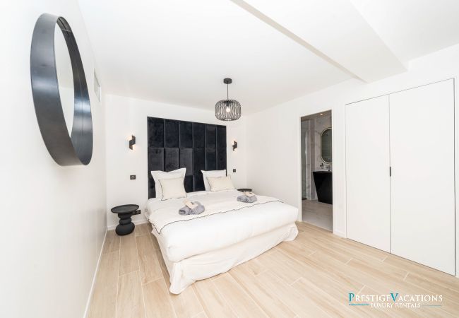 Villa à Cannes - Severine