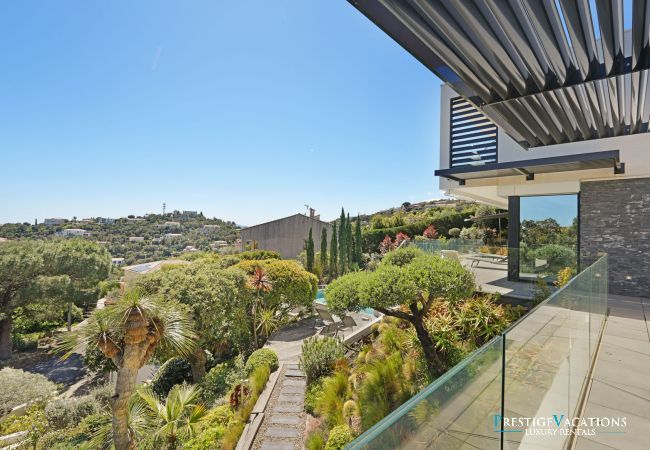 Villa à Roquebrune-sur-Argens - Sea View *****