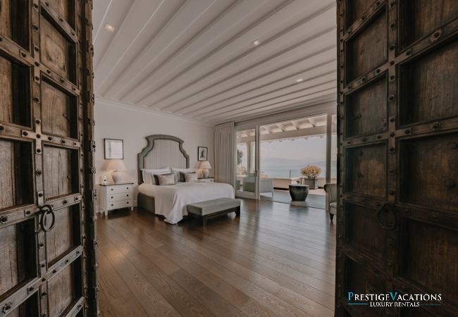 Villa à Nissaki - The Edge
