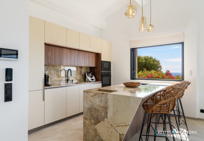 Villa à Roquebrune-sur-Argens - Miramaris *****