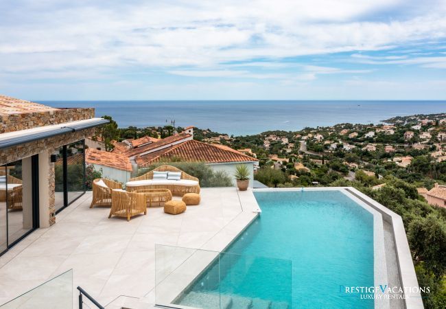 Villa à Roquebrune-sur-Argens - Miramaris *****