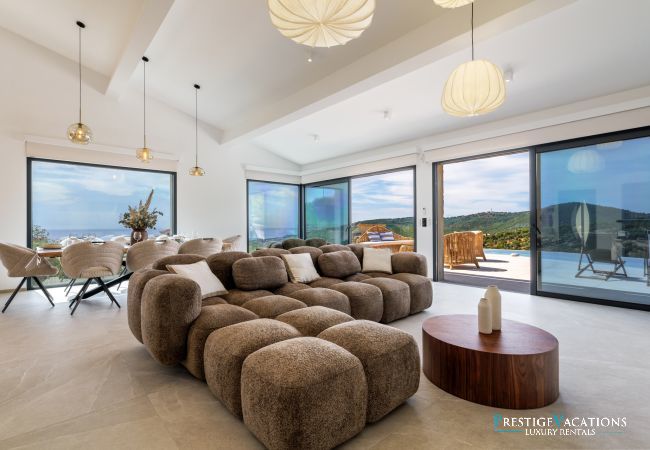 Villa à Roquebrune-sur-Argens - Miramaris *****