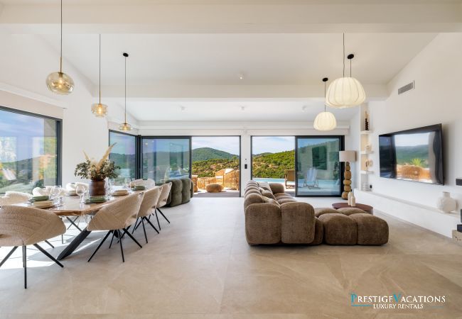 Villa à Roquebrune-sur-Argens - Miramaris *****