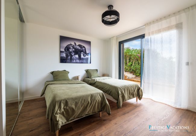 Villa à Roquebrune-sur-Argens - Miramaris *****