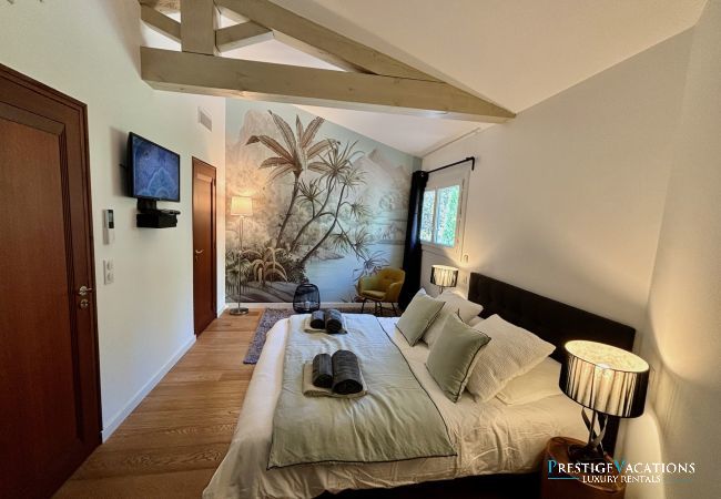 Villa à Fréjus - Esterel *****