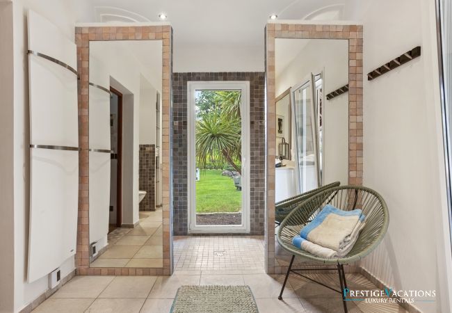 Villa à Fréjus - Esterel *****