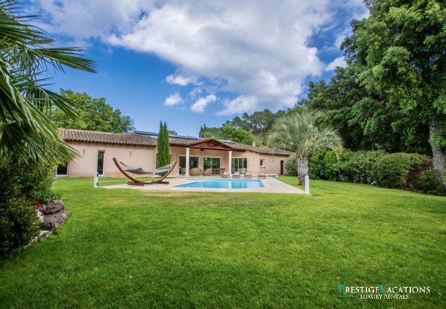 Villa à Fréjus - Esterel *****