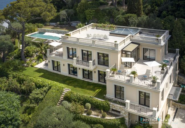 Villa à Saint-Jean-Cap-Ferrat - La Pointe