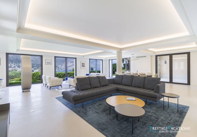Villa à Saint-Jean-Cap-Ferrat - La Pointe