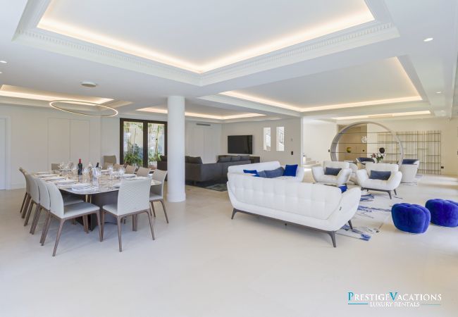 Villa à Saint-Jean-Cap-Ferrat - La Pointe