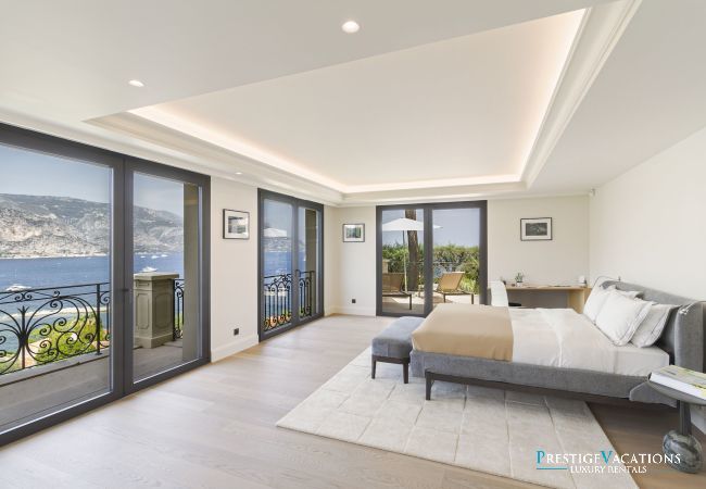 Villa à Saint-Jean-Cap-Ferrat - La Pointe