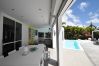 Villa in Saint-François - Water Dream *****