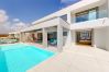 Villa in Saint-François - Kura Star*****