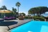 Villa in Cannes - 5 Seasons ****