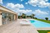 Villa in Saint-Aygulf - Ibaia *****
