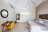 Villa in Terres Basses - Bahia Blue
