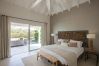 Villa in Terres Basses - Bahia Blue