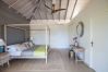 Villa in Terres Basses - Bahia Blue