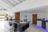 Villa in Terres Basses - Infinity Blue