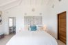 Villa in Terres Basses - Infinity Blue