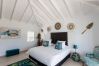 Villa in Terres Basses - Infinity Blue