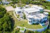 Villa in Terres Basses - Infinity Blue