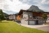 Chalet in Lech - Toda