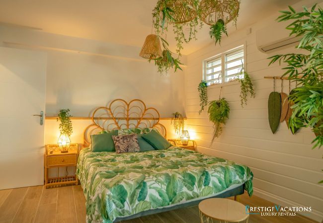 Villa in Sainte-Anne - Escale*****