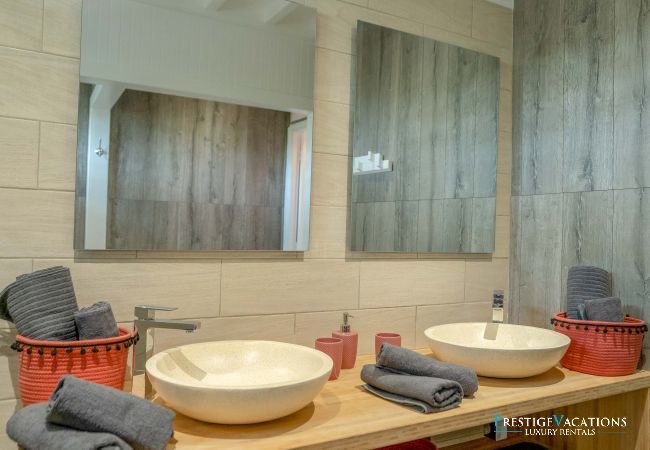 Villa in Sainte-Anne - Escale*****