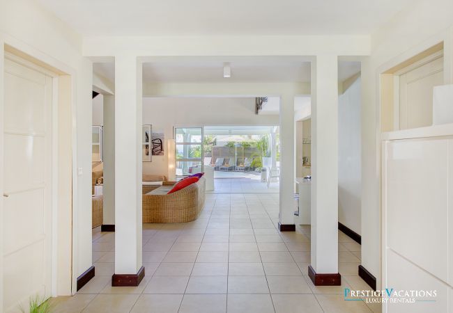Villa in Saint-François - Champagne*****