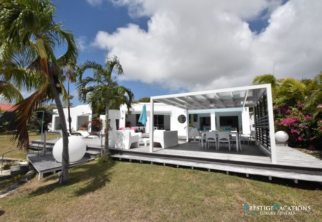 Villa in Saint-François - Water Dream *****
