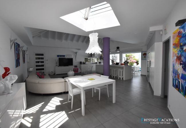 Villa in Saint-François - Water Dream *****