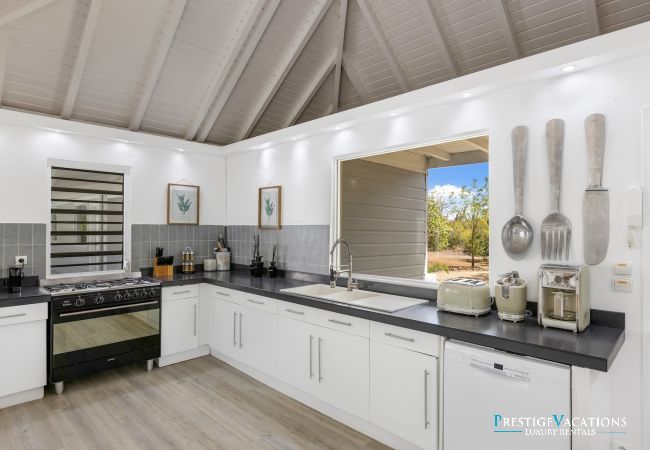 Villa in Terres Basses - Greystone