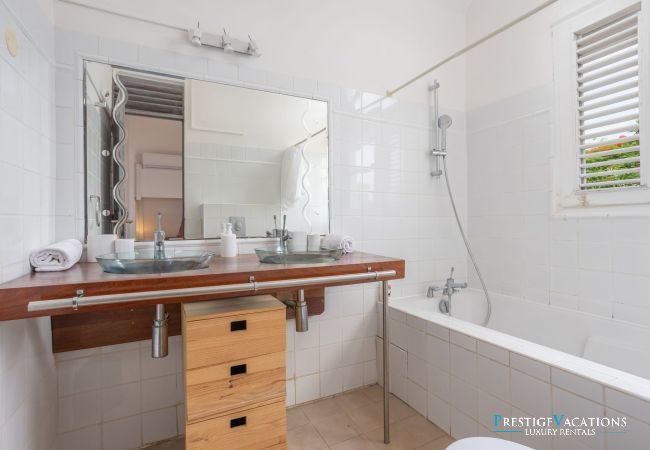 Villa in Le Gosier - Karukera Guadeloupe