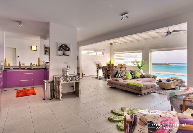 Apartment in Saint-François - Sea Side