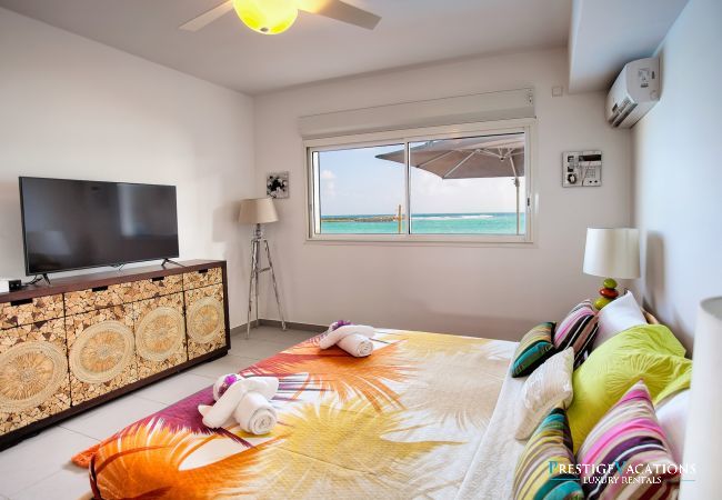 Apartment in Saint-François - Sea Side