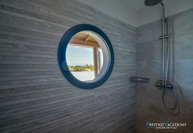 Villa in Saint-François - Archipelago*****