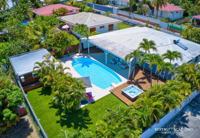 Villa in Le Gosier - Aline, villa avec piscine et jacuzzi