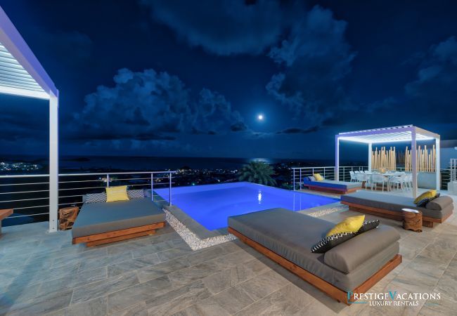 Villa in Orient Bay - Turquoze