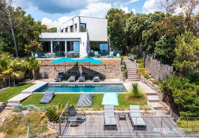 Villa in Saint-Aygulf - Serenity ****